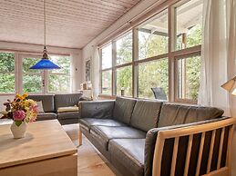 6 Person Holiday Home in Aakirkeby