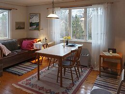 6 Person Holiday Home in 38472-by Traum