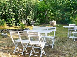 6 Person Holiday Home in 38472-by Traum