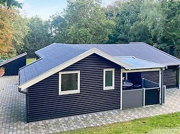 5 Person Holiday Home in Thyholm