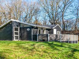 5 Person Holiday Home in Thyholm
