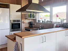 6 Person Holiday Home in Tranekaer