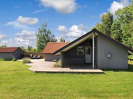 6 Person Holiday Home in Vaeggerlose