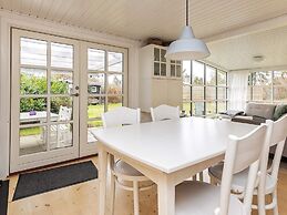 4 Person Holiday Home in Vaeggerlose