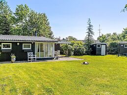 4 Person Holiday Home in Vaeggerlose
