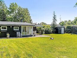 4 Person Holiday Home in Vaeggerlose