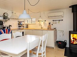 4 Person Holiday Home in Vaeggerlose