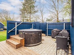 6 Person Holiday Home in Ulfborg