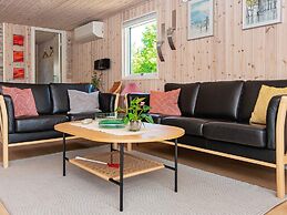 6 Person Holiday Home in Ulfborg