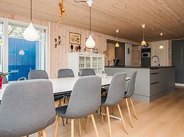 6 Person Holiday Home in Ulfborg