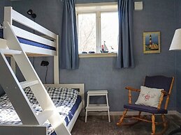 3 Person Holiday Home in Hunnebostrand-by Traum