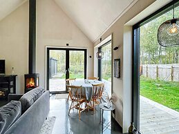 6 Person Holiday Home in Hjarnarp