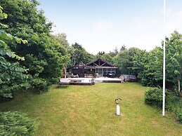 11 Person Holiday Home in Vinderup-by Traum