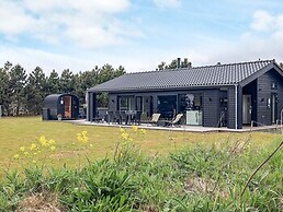 9 Person Holiday Home in Vaeggerlose