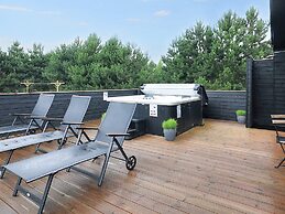 9 Person Holiday Home in Vaeggerlose