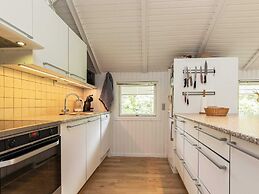 8 Person Holiday Home in Hojslev