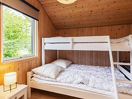 8 Person Holiday Home in Hojslev