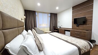 Rufina Pinasa Residency