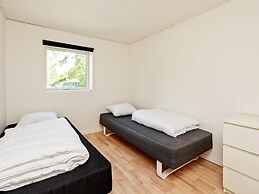 10 Person Holiday Home in Dragor-by Traum