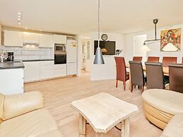 10 Person Holiday Home in Dragor-by Traum