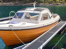 12 Person Holiday Home in Flatraket-by Traum