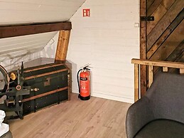 12 Person Holiday Home in Flatraket-by Traum