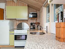 6 Person Holiday Home in Hemmet