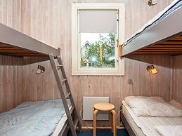 6 Person Holiday Home in Hemmet