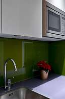 Park Lane 4-bed Huge Designer pad