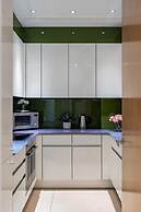 Park Lane 4-bed Huge Designer pad