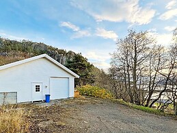 6 Person Holiday Home in Sundlandet-by Traum