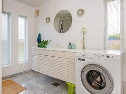 6 Person Holiday Home in Glesborg