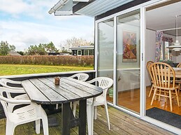 6 Person Holiday Home in Glesborg