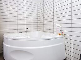 12 Person Holiday Home in Logstor-by Traum