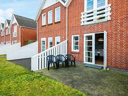 8 Person Holiday Home in Romo-by Traum