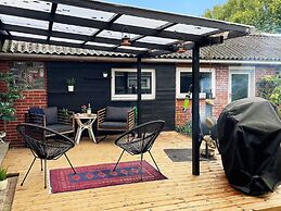 6 Person Holiday Home in Ringkobing-by Traum