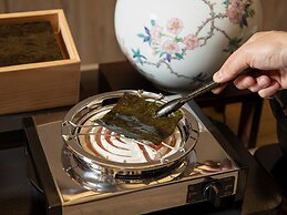 HOTEL SAKURA URESHINO