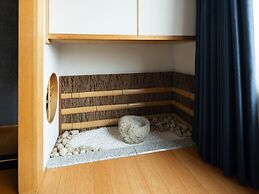 HOTEL SAKURA URESHINO