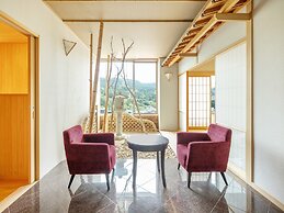 HOTEL SAKURA URESHINO