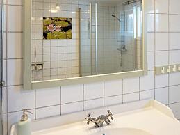 4 Person Holiday Home in Asbro