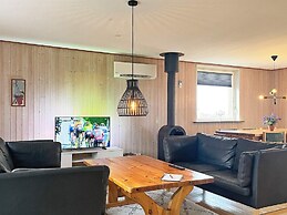 6 Person Holiday Home in Augustenborg