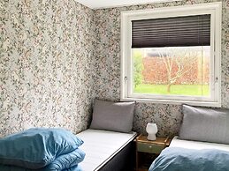 6 Person Holiday Home in Augustenborg