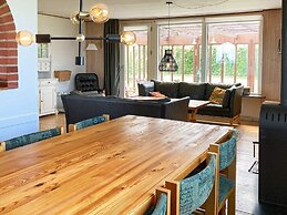 6 Person Holiday Home in Augustenborg