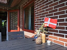 6 Person Holiday Home in Blavand