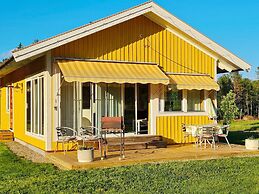 6 Person Holiday Home in Ljusdal-by Traum