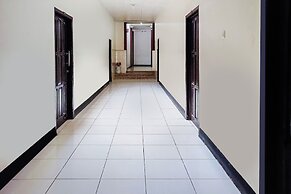 OYO 91936 Hotel Lima Dara