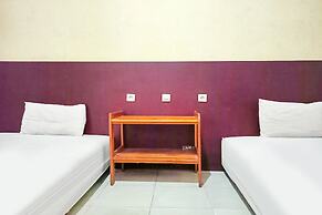 OYO 91936 Hotel Lima Dara