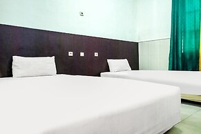 OYO 91936 Hotel Lima Dara