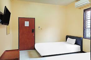 OYO 91936 Hotel Lima Dara