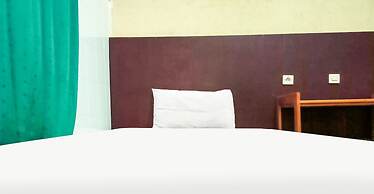 OYO 91936 Hotel Lima Dara